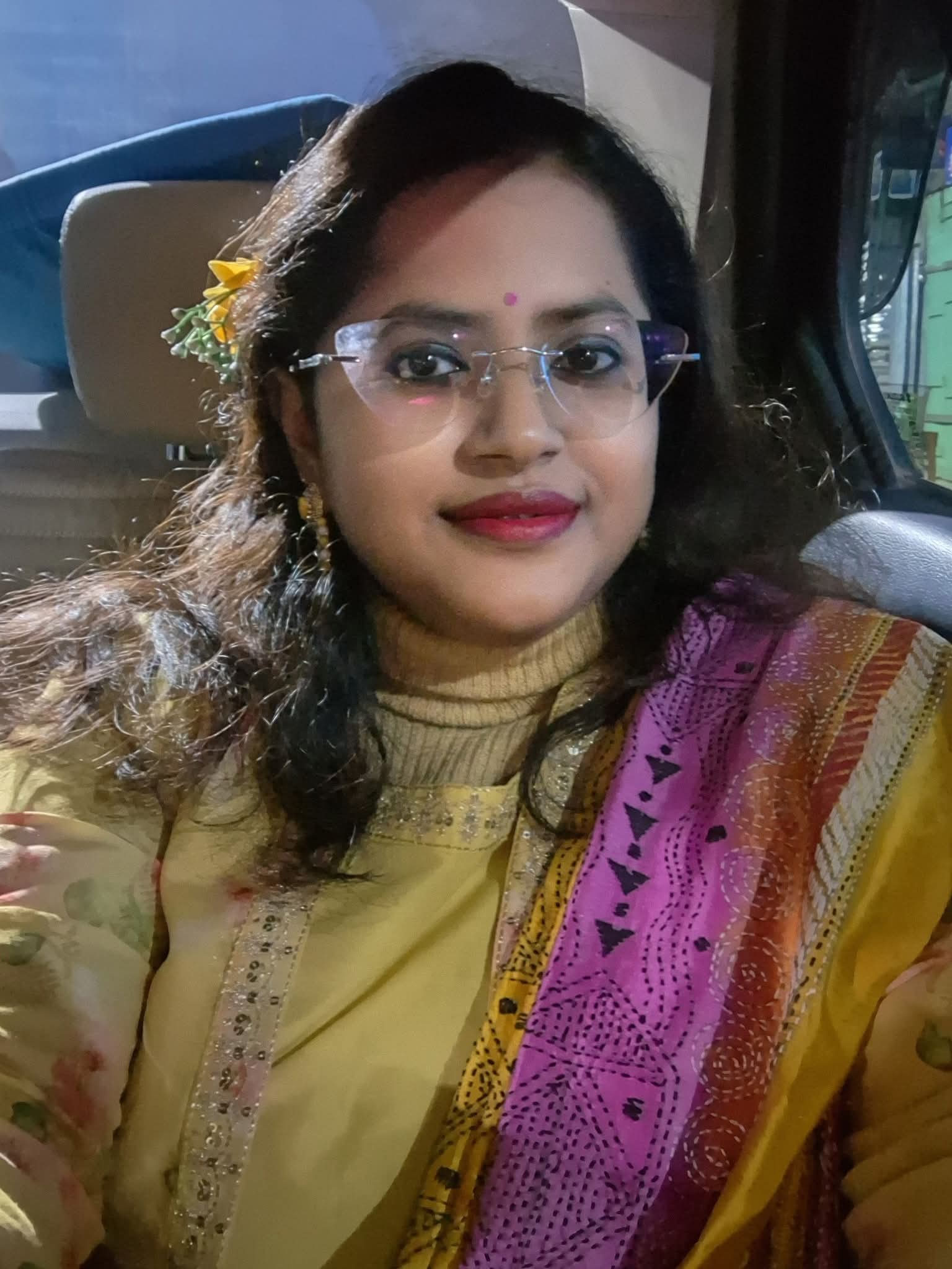 DR DEBAPARNA ROY